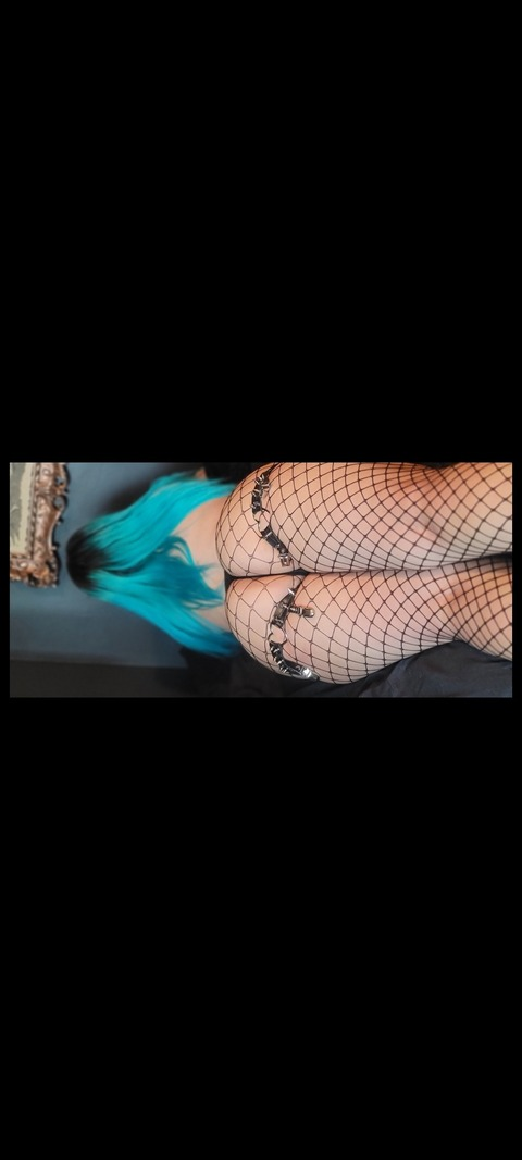 wolfescarlett OnlyFans - Free Access to 52 Videos & 91 Photos Onlyfans Free Access