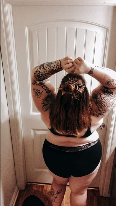 wrenburnsred OnlyFans - Free Access to 32 Videos & 99 Photos Onlyfans Free Access