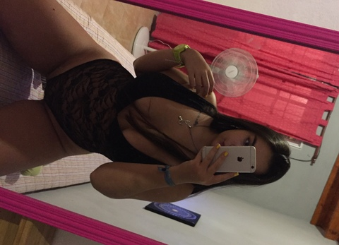 xmarlenee OnlyFans - Free Access to 32 Videos & 116 Photos Onlyfans Free Access