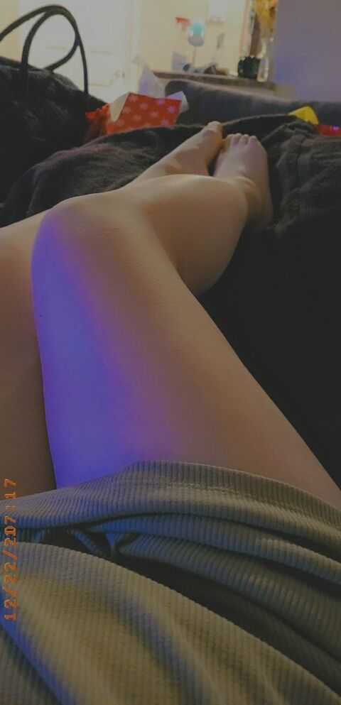 xoastridxo OnlyFans - Free Access to 32 Videos & 49 Photos Onlyfans Free Access