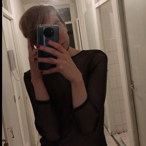 xqueerkink OnlyFans - Free Access to 32 Videos & 49 Photos Onlyfans Free Access