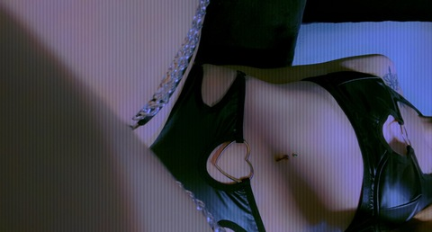 xsmitten_kitten OnlyFans - Free Access to 32 Videos & 78 Photos Onlyfans Free Access