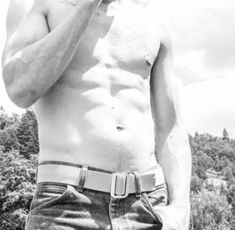 yohamlet OnlyFans - Free Access to 32 Videos & 49 Photos Onlyfans Free Access
