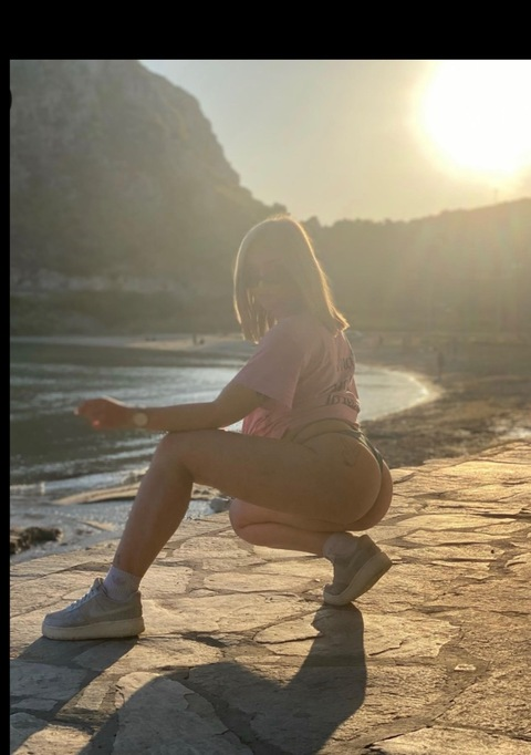 your.ira OnlyFans - Free Access to 32 Videos & 49 Photos Onlyfans Free Access