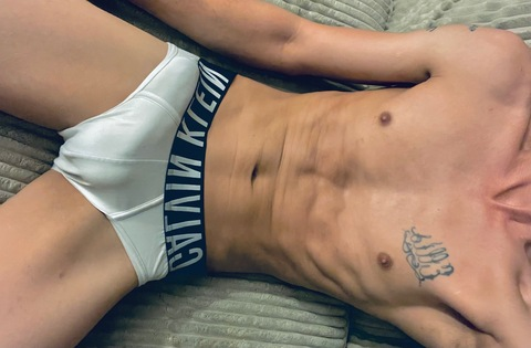 yourboi_xxx OnlyFans - Free Access to 32 Videos & 49 Photos Onlyfans Free Access