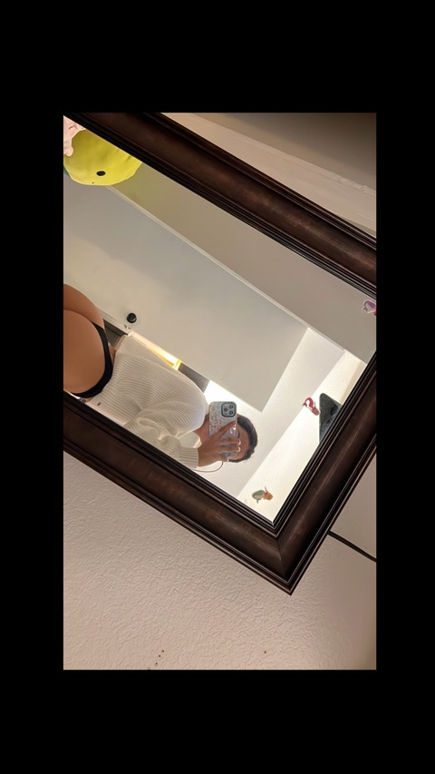 youresme OnlyFans - Free Access to 32 Videos & 49 Photos Onlyfans Free Access