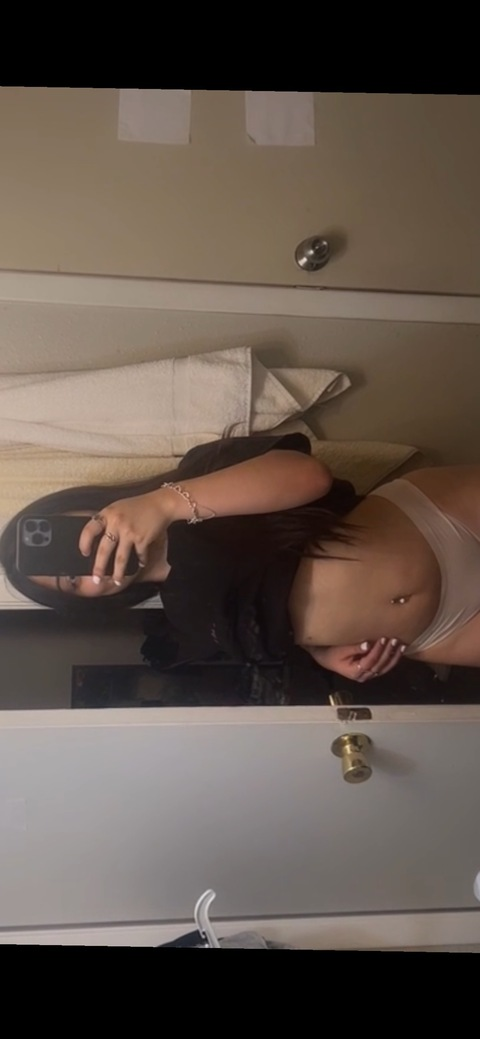 yourfavpiscesss OnlyFans - Free Access to 32 Videos & 49 Photos Onlyfans Free Access
