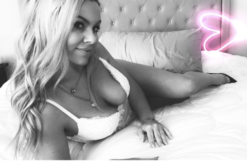 yourstrulymv OnlyFans - Free Access to 143 Videos & 418 Photos Onlyfans Free Access