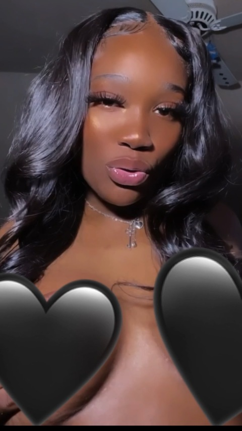 yummieesantana OnlyFans - Free Access to 32 Videos & 49 Photos Onlyfans Free Access