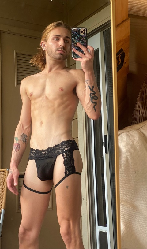 zacarriias OnlyFans - Free Access to 32 Videos & 49 Photos Onlyfans Free Access