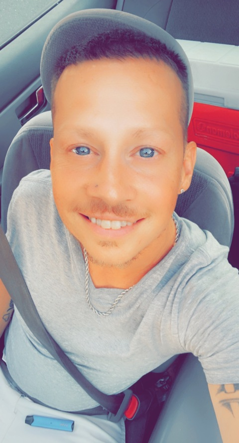 zeejameson OnlyFans - Free Access to 32 Videos & 49 Photos Onlyfans Free Access