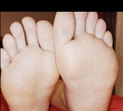 zeldabeauty OnlyFans - Free Access to 32 Videos & 49 Photos Onlyfans Free Access