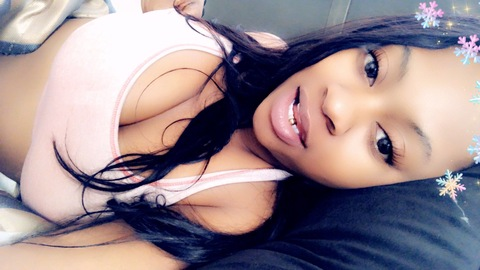 ziggysmilez OnlyFans - Free Access to 32 Videos & 49 Photos Onlyfans Free Access