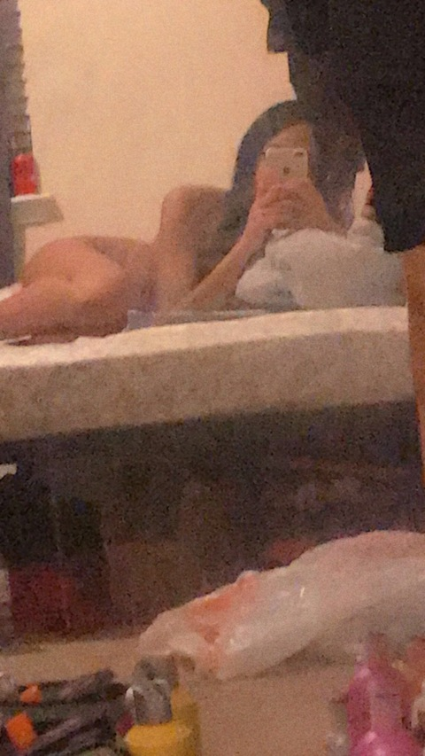 zippy1 OnlyFans - Free Access to 32 Videos & 49 Photos Onlyfans Free Access