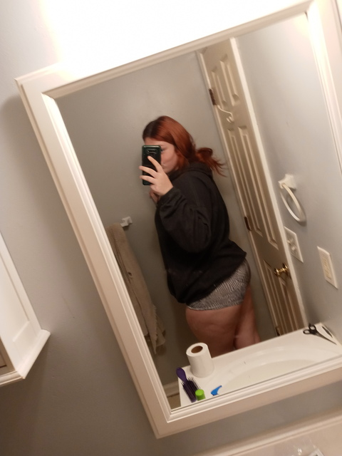 zoiebaby18 OnlyFans - Free Access to 32 Videos & 49 Photos Onlyfans Free Access